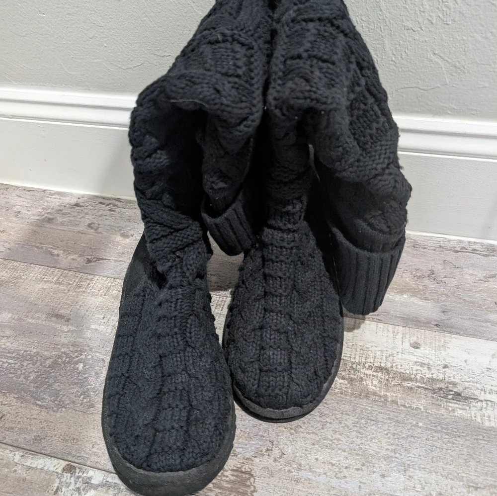 UGG Women's Black Knitted‎ Above The Knee-High Boots Size 7